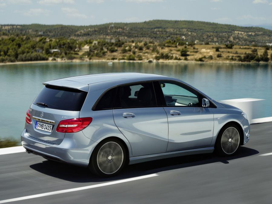  Mercedes-Benz B200 CDI BlueEFFICIENCY 2011 года  (фото 20 из 30)